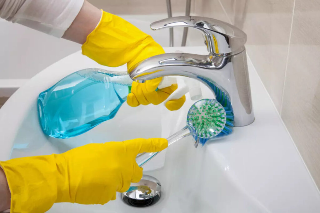 Toptan Banyo Mutfak Yüzey Temizleyici Ürünleri - Fiyatları